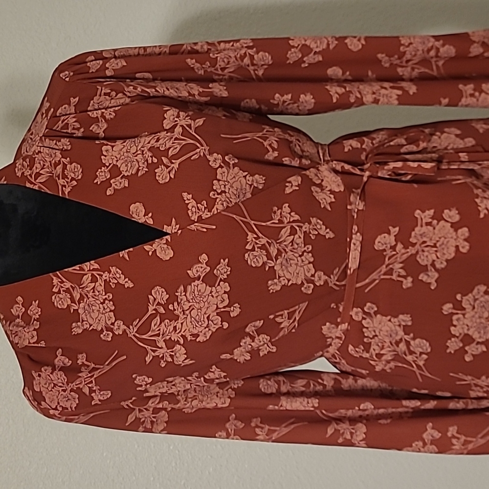 Antonio Milani tie waist blouse size medium